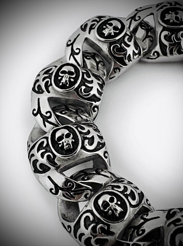 Big Link Skull Bracelet